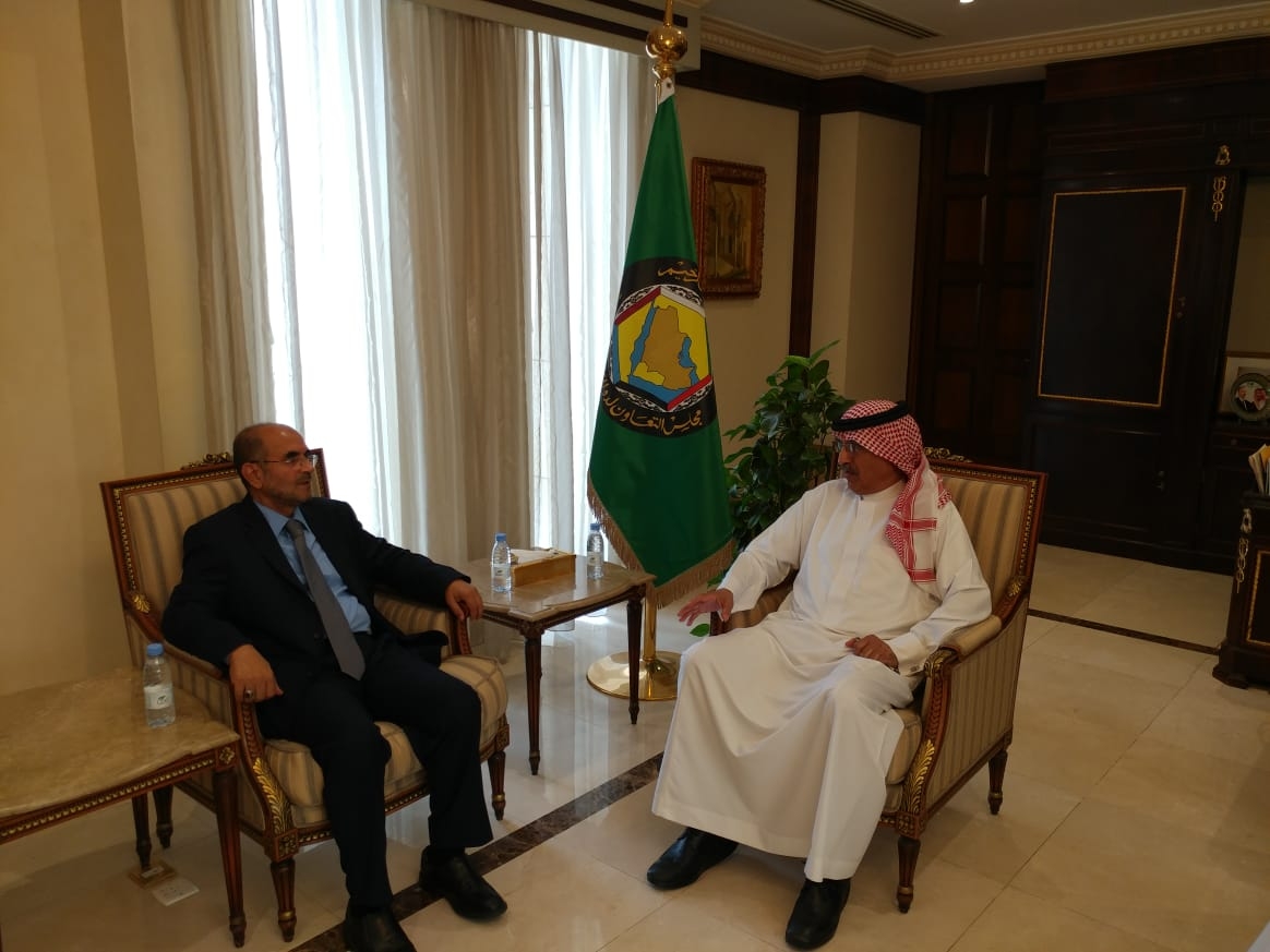  السعدي والعويشق يبحثان علاقات الشراكة بين بلادنا ودول مجلس التعاون الخليجي 