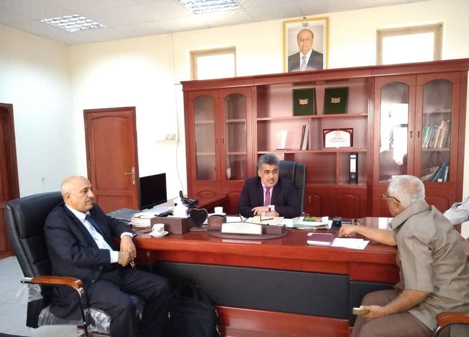  التخطيط والأشغال تناقشان مشاريع إعادة تأهيل المنشئات الحكومية 