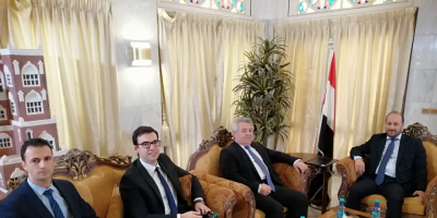  العوج يبحث مع السفير التركي تخصيص منح للدراسات العليا وفتح معهد للغة التركية في اليمن 