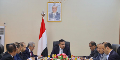  المجلس الاقتصادي الاعلى يعقد اجتماع في العاصمة المؤقتة عدن برئاسة رئيس الوزراء 