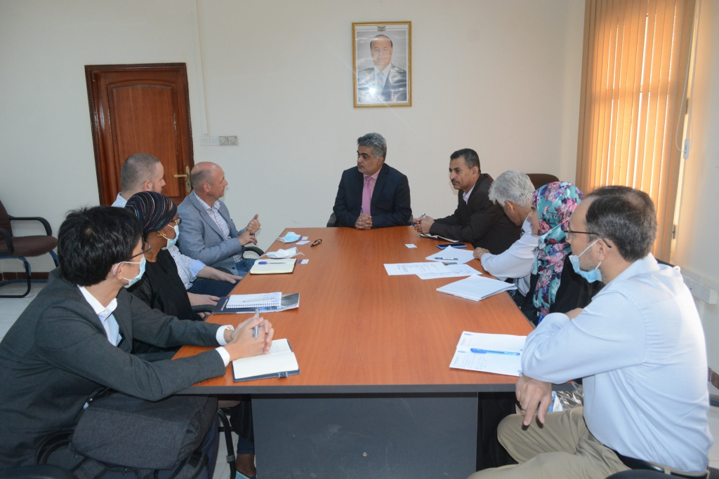  نائب وزير التخطيط يبحث مع الأمم المتحدة دعمها لمينائي عدن والمكلا الإستراتيجيين 