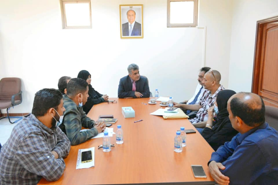 اجتماع موسع برئاسة باصهيب يناقش الجهود المشتركة لمعالجة إشكاليات المياه في عدن