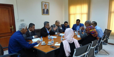 وزارة التخطيط وبرنامج الأغذية العالمي تناقشان تكثيف المساعدات للنازحين بمأرب