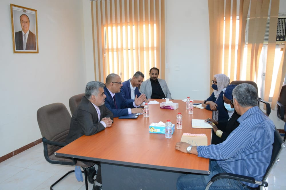  وزير التخطيط يبحث مع برنامج الأغذية العالمي والصحة العالمية تعزيز التعاون المشترك