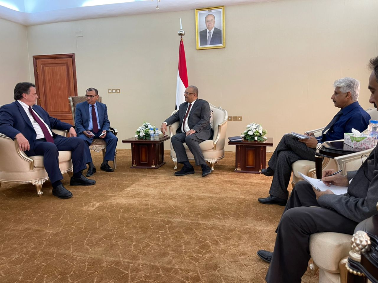  وزير التخطيط يبحث مع مسئول أممي تعزيز التعاون لانجاح العمل الإغاثي والتنموي