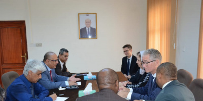  وزير التخطيط يبحث مع اليونيسيف احتياجات المياه والطفولة والصحة والشؤون الاجتماعية