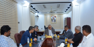  وزير التخطيط يناقش مع محافظ سقطرى الاحتياجات الخدمية والتنموية بالمحافظة