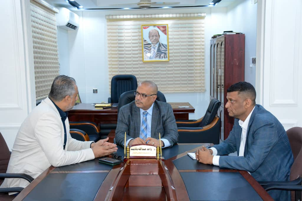 وزير التخطيط يناقش صندوق صيانة الطرق جهود التعافي الاقتصادي والتنموي