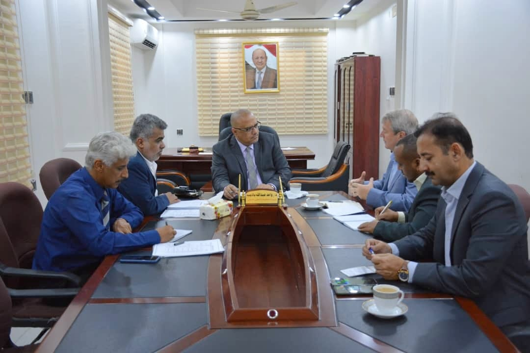  وزير التخطيط يبحث مع ممثل اليونيسيف التدخلات وخطة الاستجابة الإنسانية
