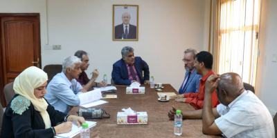  نائب وزير التخطيط يلتقي نائب مدير (الاوتشا) ورئيس بعثة أطباء بلا حدود البلجيكية في اليمن
