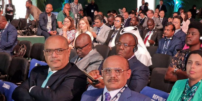  وزير التخطيط ومحافظ البنك المركزي يشاركان في اجتماع الجلسة العامة للبنك وصندوق النقد الدوليين
