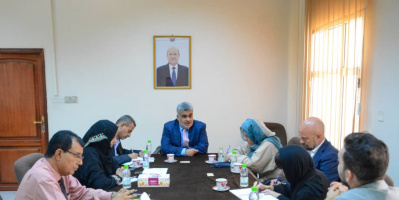  نائب وزير التخطيط يبحث مع وفد سويدي وسويسري مشترك تنفيذ مشاريع إنسانية وتنموية