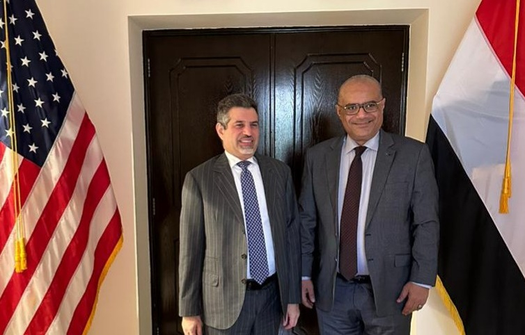  وزير التخطيط يبحث مع السفير الأمريكي تعزيز التعاون في مجالات الاتصالات والاستثمار والتنمية