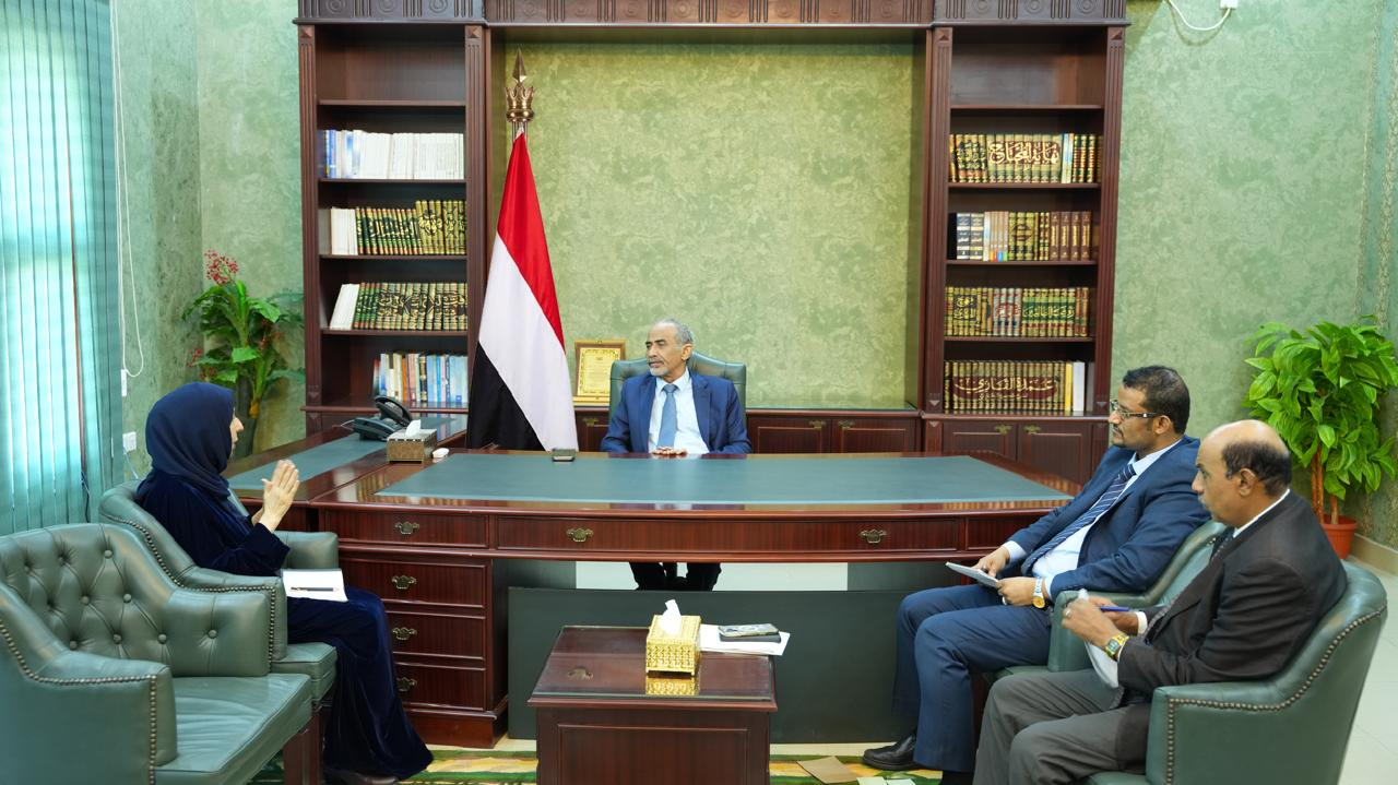 الفريق الصبيحي يحث على ازالة كافة العوائق امام مجتمع العمل الانساني